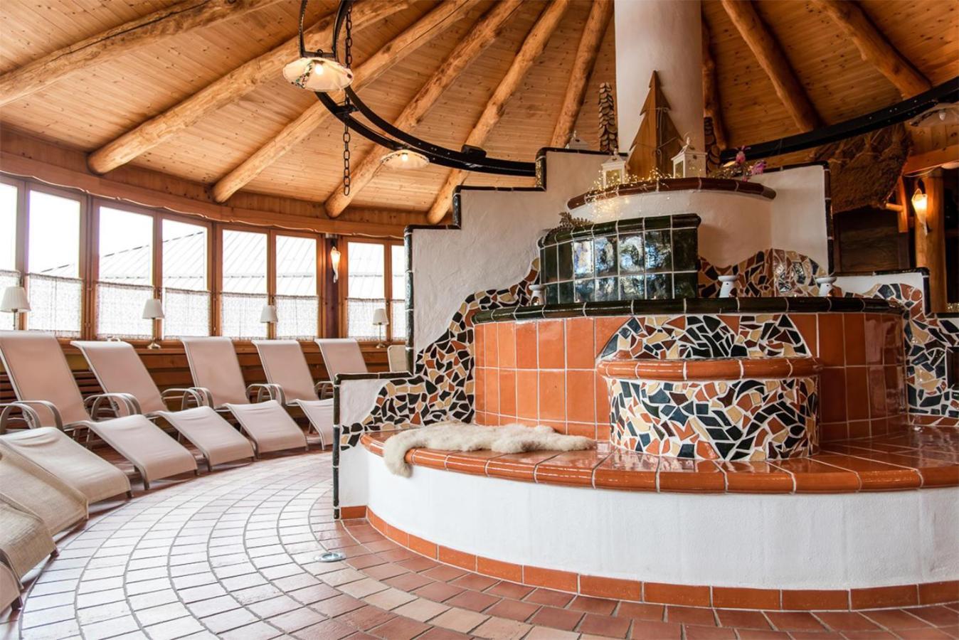 Terme Banovci - Mobilne Hiske Med Brajdami Hotel Екстериор снимка